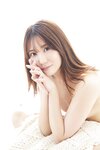 [FRIDAY Digital Photobook] Aika Yamagishi 山岸逢花 - White Lily & Red Rose (2022-04-28)