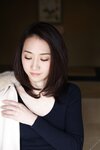 [Post Digital Photo] Kana Mito 水戸かな - A person who loves flowers 花を愛でる人 (2019-10-28)