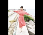 [Photobook] Momoka Ishida 石田桃香 1st Photobook - MOMOKA (2021-02-12)