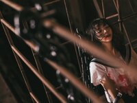 [Cosplay] Crazycat Imprisoned girl