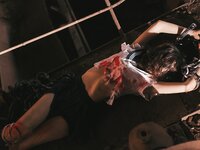 [Cosplay] Crazycat Imprisoned girl
