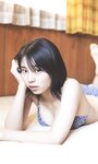 [Weekly Photobook] Hina Kikuchi 菊地姫奈 - Harumeku, honomeku 春めく、ほのめく (2022-03-14)