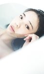 [Weekly Photobook] Hina Kikuchi 菊地姫奈 - Harumeku, honomeku 春めく、ほのめく (2022-03-14)