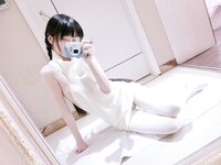 [COSPLAY] 西尔酱 露背毛衣