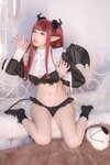 [COSPLAY] 喵小吉 – 更衣人偶坠入爱河[49P439M]