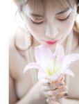 [Photobook] Akari Mitani 美谷朱里 - Ravish (2021-12-25)