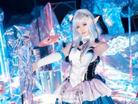 [COSPLAY] 白莉爱吃巧克力 – 爱蜜莉雅