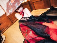 [LOOZY] Yeeun – 妓生 no watermark