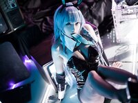 [Cosplay] 周叽是可爱兔兔 树城兔女郎