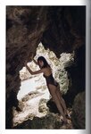 [Photobook] 瀧野由美子1st写真集 君のことをまだよく知らない