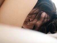 [Photobook] Eimi Hanamura 花村映実 - Woman living in a hotel ホテルに住むオンナ。 (2020-11-11)