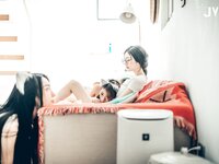 【JVID】辰辰×飘飘×妍妍-她和她的两只猫咪