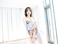 [Loozy] Son Ye-Eun (손예은) - Lover in Hotel