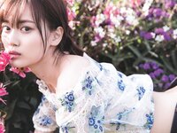 [Photobook] 乃木坂46 山下美月1st写真集「忘れられない人」+[Bonus – Postcard]