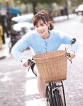 [Photobook] 乃木坂46 山下美月1st写真集「忘れられない人」+[Bonus – Postcard]
