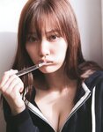 [Photobook] 乃木坂46 山下美月1st写真集「忘れられない人」+[Bonus – Postcard]