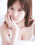 [Photobook] 乃木坂46 山下美月1st写真集「忘れられない人」+[Bonus – Postcard]