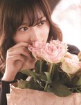 [Photobook] 乃木坂46 山下美月1st写真集「忘れられない人」+[Bonus – Postcard]