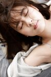 [Photobook] 【monthly girl 013】新條由芽「完全未公開100カット＆ムービー」ページです。