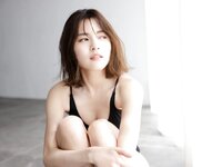 [Photobook] 【monthly girl 013】新條由芽「完全未公開100カット＆ムービー」ページです。