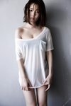 [Photobook] 【monthly girl 013】新條由芽「完全未公開100カット＆ムービー」ページです。
