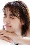 [Photobook] 【monthly girl 013】新條由芽「完全未公開100カット＆ムービー」ページです。