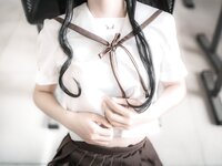 [Cosplay] Crazycat Brown skirt