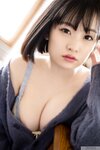 [Graphis] 2022-05-25 Gals - Suzu Akane 愛宝すず 『 Artless 』 SET 05 [20P22.2 Mb]