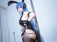 [COSPLAY] rioko凉凉子 花园兔女郎 [30P]