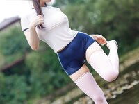 [COSPLAY] 六味帝皇酱 – 溪水体操服