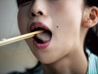 [Monthly Photobook] Asuka Hanamura 華村あすか - Now 今 (2022-02-05)