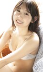 [Weekly Photobook] Mio Minato 水湊みお - Summer scent 夏の匂い (2022-07-11)