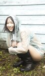 [Weekly Photobook] Mio Minato 水湊みお - Summer scent 夏の匂い (2022-07-11)