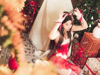 [COSPLAY] 蜜蜜子Kimmie 圣诞 [42P]