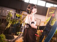 [COSPLAY] 阿包也是兔娘 - 06月舰长 明日方舟 森蚺 [33P-507MB]