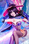 [Cosplay] Sally Dorasnow – Mona (Genshin Impact)