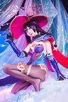 [Cosplay] Sally Dorasnow – Mona (Genshin Impact)