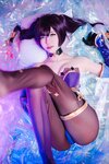 [Cosplay] Sally Dorasnow – Mona (Genshin Impact)