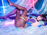 [Cosplay] Sally Dorasnow – Mona (Genshin Impact)