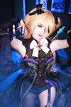 [Cosplay] Sally Dorasnow – Fischl (Genshin Impact)