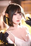 [COSPLAY] 阿包也是兔娘 明日方舟 森蚺 [33P]