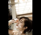 [FRIDAY] Kazusa Okuyama 奥山かずさ - Monthly Girl 010 マンスリーガール010 (2022-03-30)