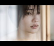 [FRIDAY] Kazusa Okuyama 奥山かずさ - Monthly Girl 010 マンスリーガール010 (2022-03-30)