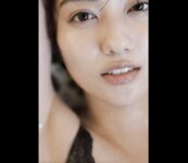 [FRIDAY] Kazusa Okuyama 奥山かずさ - Monthly Girl 010 マンスリーガール010 (2022-03-30)