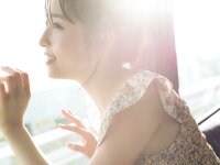 [Photobook] Yui Oguri 小栗有以 1st Photobook - From the day I met you 君と出逢った日から (2022-01-18)