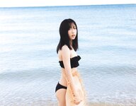 [Photobook] Yui Oguri 小栗有以 1st Photobook - From the day I met you 君と出逢った日から (2022-01-18)