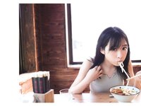 [Photobook] Yui Oguri 小栗有以 1st Photobook - From the day I met you 君と出逢った日から (2022-01-18)