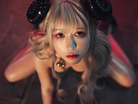 [COSPLAY] 晕崽 惩戒魅魔 [48P1V-992MB]