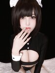 [COSPLAY] 蜜汁猫裘 - 歪萌高叉女仆自拍 [25P-232MB]