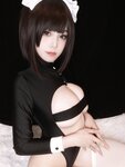 [COSPLAY] 蜜汁猫裘 - 歪萌高叉女仆自拍 [25P-232MB]